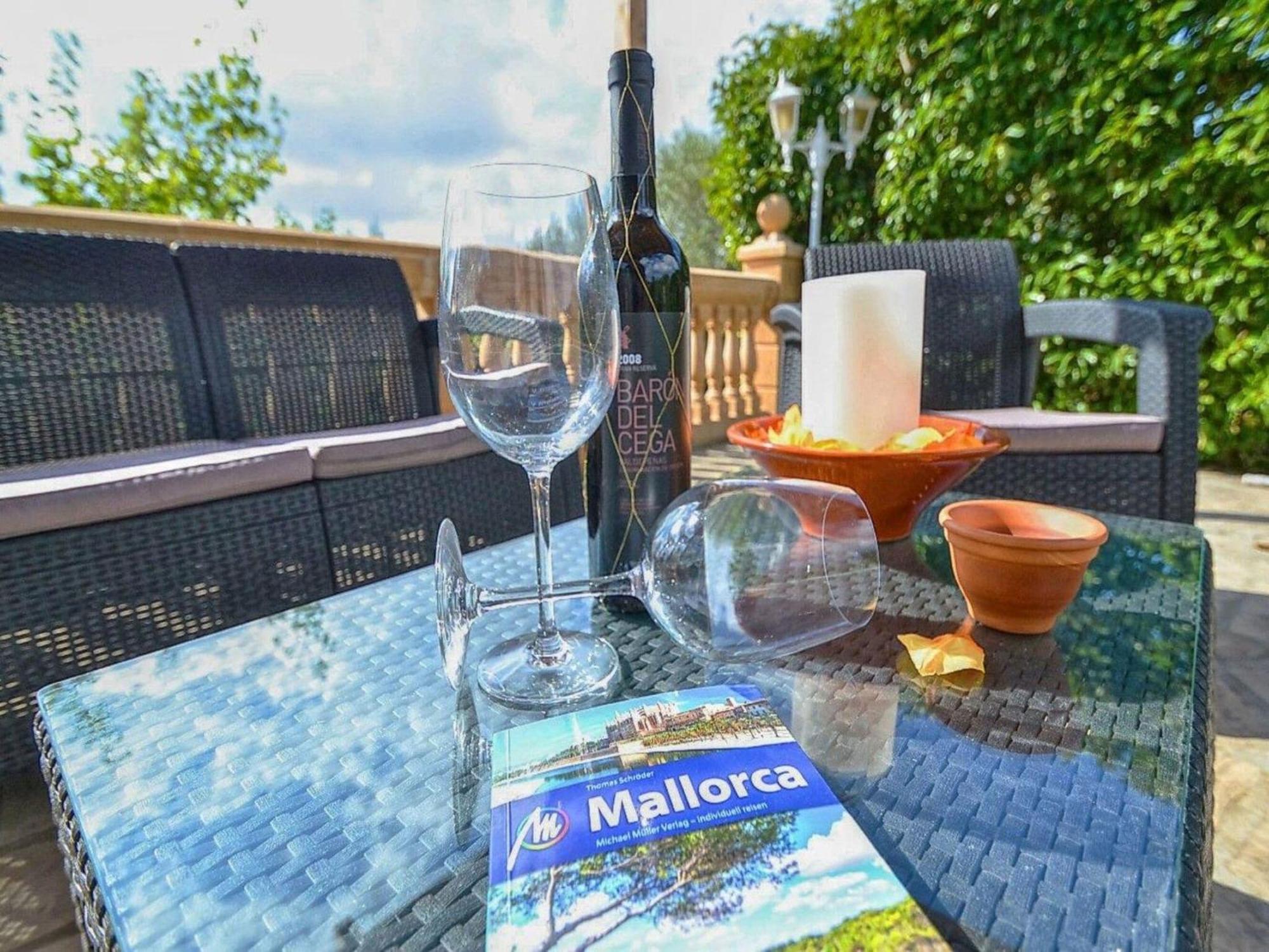 Hébergement de vacances In With Private Pool *